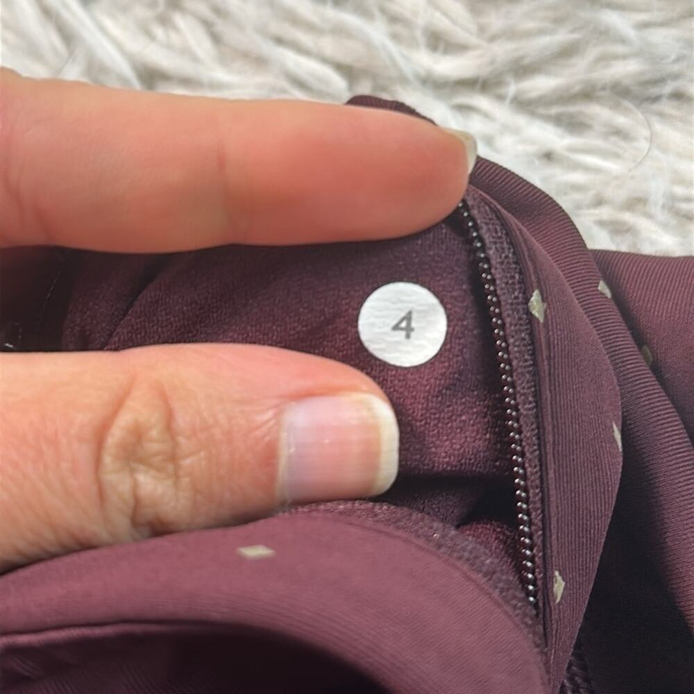 Lululemon Pace Rival Reflective Crops - Picture 7 of 8